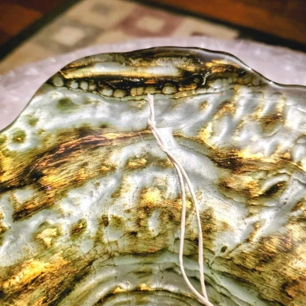 $10 CUT - 14" x 11" Turkish Glass, Clam Shell Hand Painted W/ Gold & Wood Bark - Picture 8 of 12